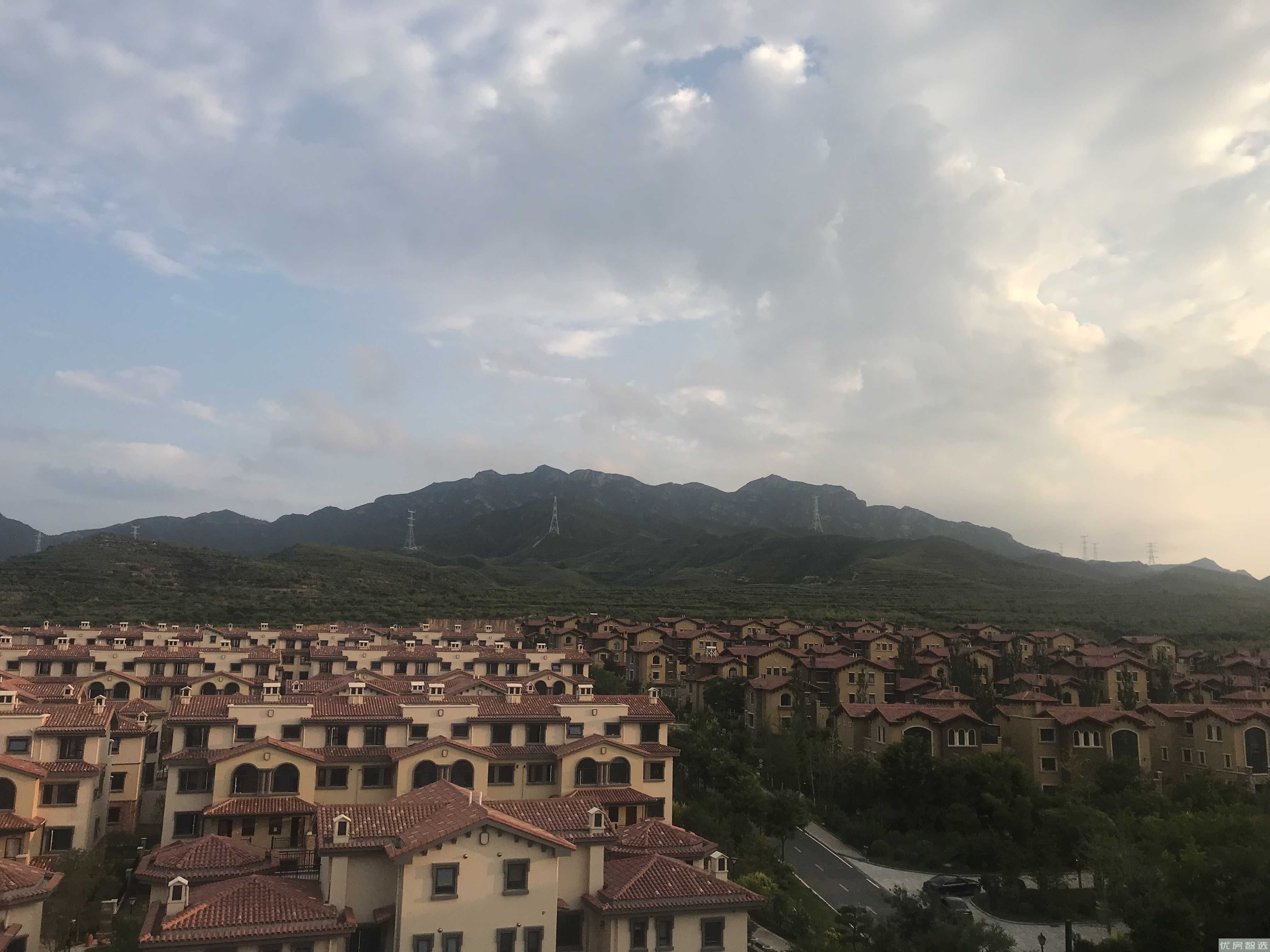 鸿威翡翠城97