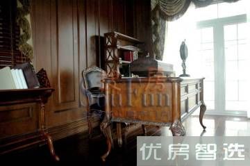 中海城市广场钻石湾均价为：48000元/平方米