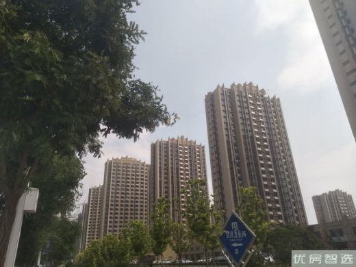 金融街金悦府所在的武清黄庄中央水城板块紧邻武清城际高铁站