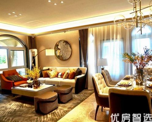 鸿坤葡萄酒小镇：当前在售 洋房、叠拼产品