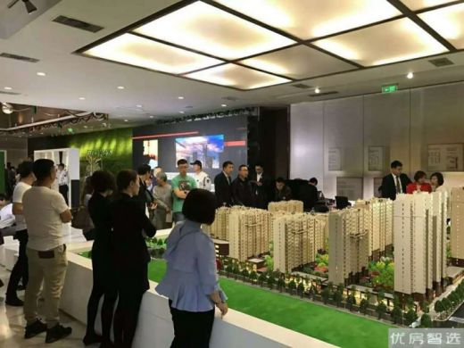 首开璞瑅公馆，所在板块土地珍稀，四大公园环绕