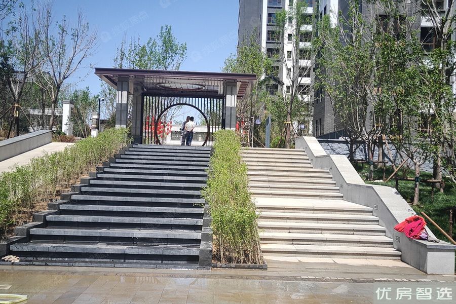 白石山居春华园97