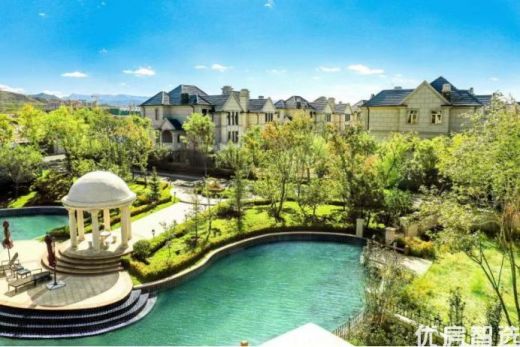 拉斐水岸当前在售精装修洋房、特价7000元起/平方米！！
