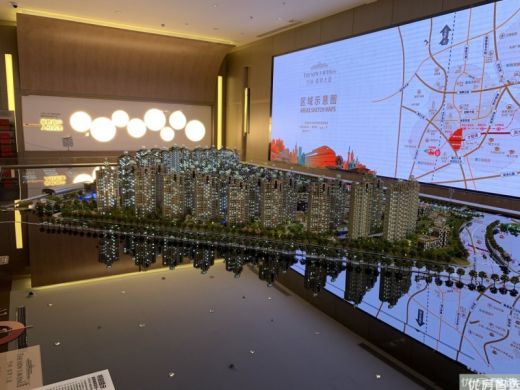 万科翡翠大道当前在售高层和洋房78-150平方米2-3居室，整体均价17500元/平方米！
